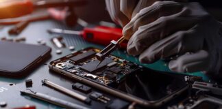 Complete Guide for Setting Up and Equipping Modular Desks for Mobile Phone Repair